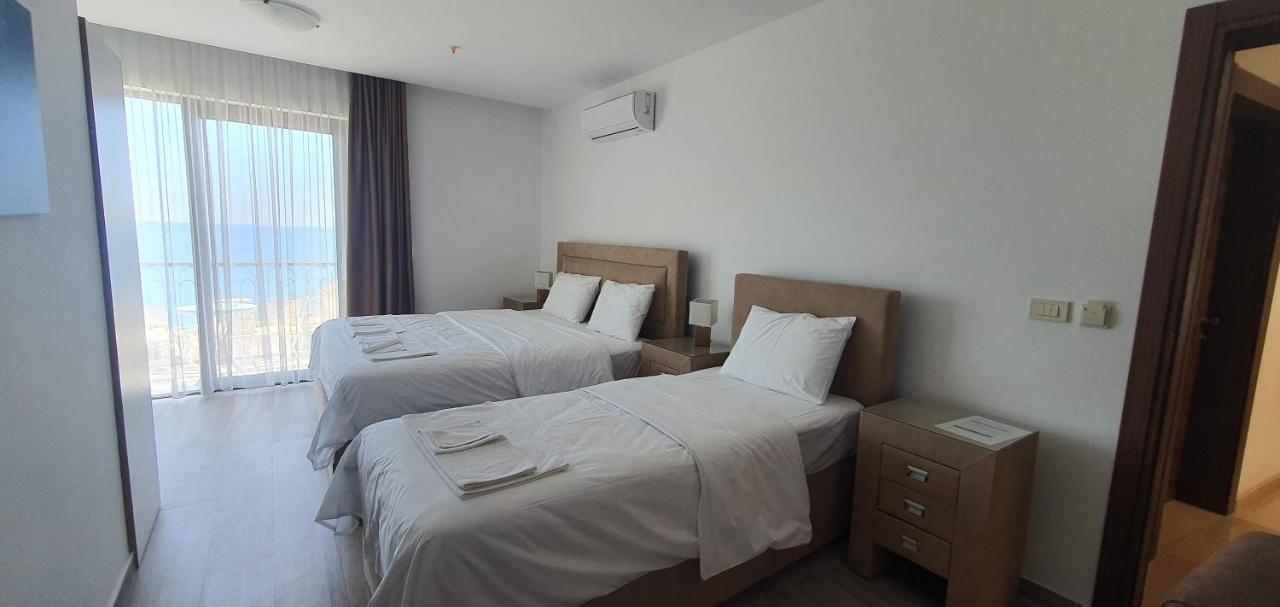 Hotel Svarog Bečići エクステリア 写真